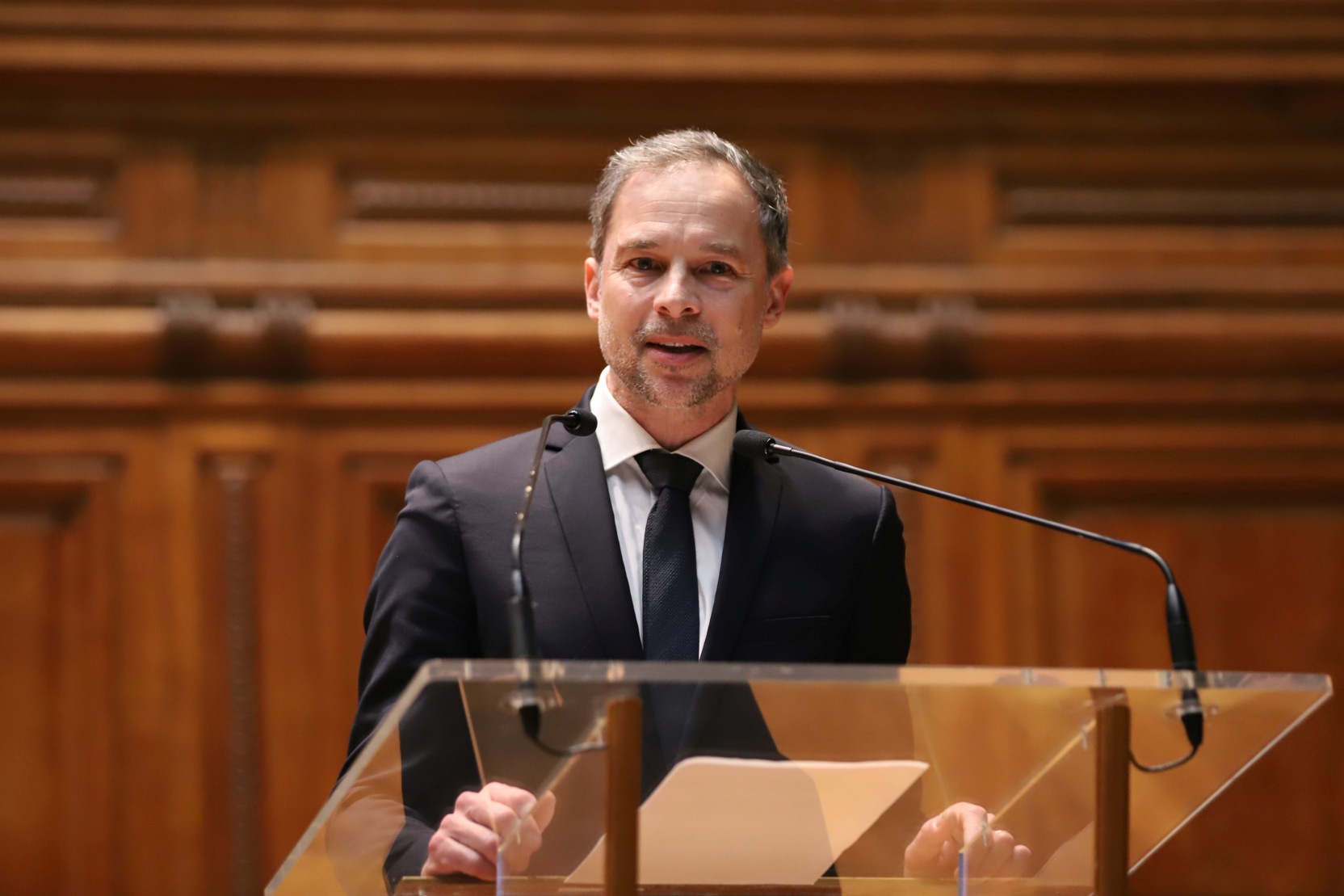 Académiciens-en-Sorbonne_Eric-KARSENTI
