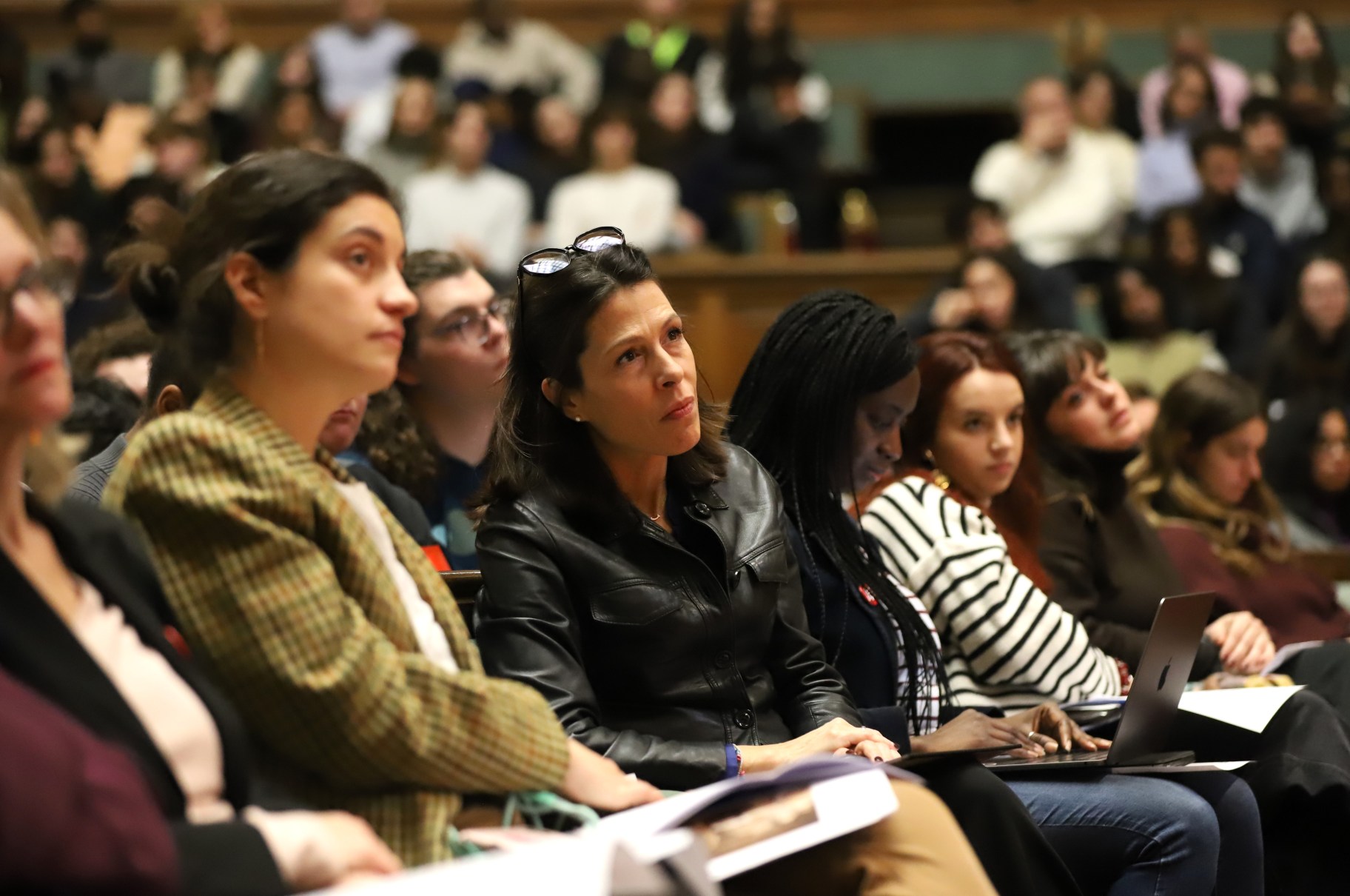 Hommage à Robert Badinter : les élèves célèbrent le combat pour l ...