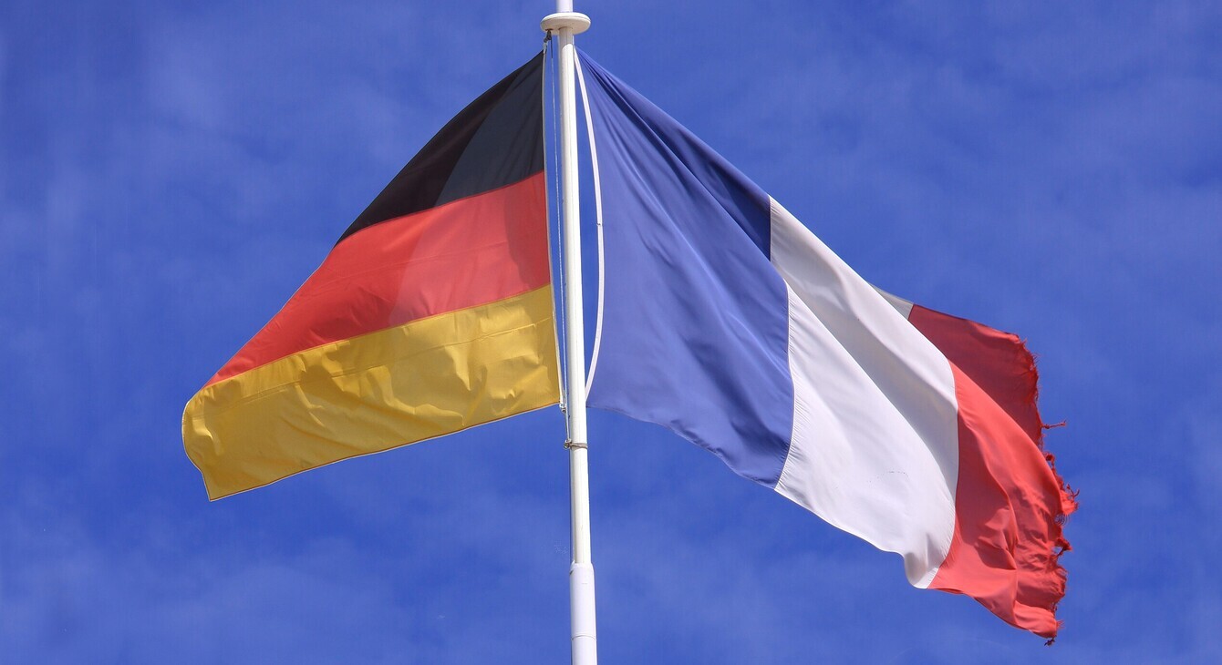  drapeaux-franco-allemand-jpg-37991.jpg 