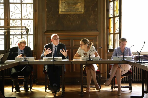 Le mercredi 12 juillet les trois recteurs de la région académique Île-de-France se sont réunis pour signer une convention pour réaffirmer leur ambition commune en terme d'inclusion scolaire des enfants en situation de handicap.