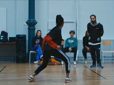 Image du film "Allons Enfants" réalisé par Thierry Demaizière et Alban Teurlai, tourné au lycée Turgot